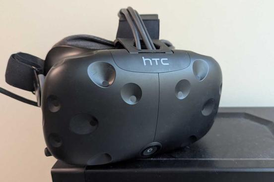 VR headset, HTC Vive