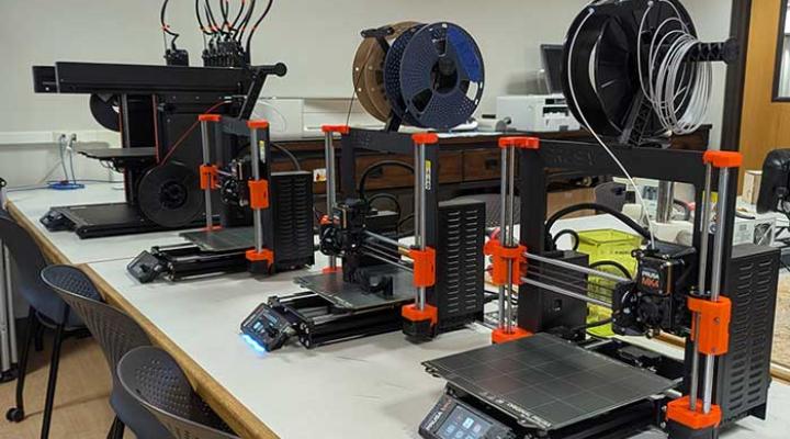 Four 3d printers